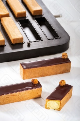 Форма для выпечки  Эклер 120x30x30 mm 14 ячеек для аппарата Cookmatic PIASTRACHOUX03