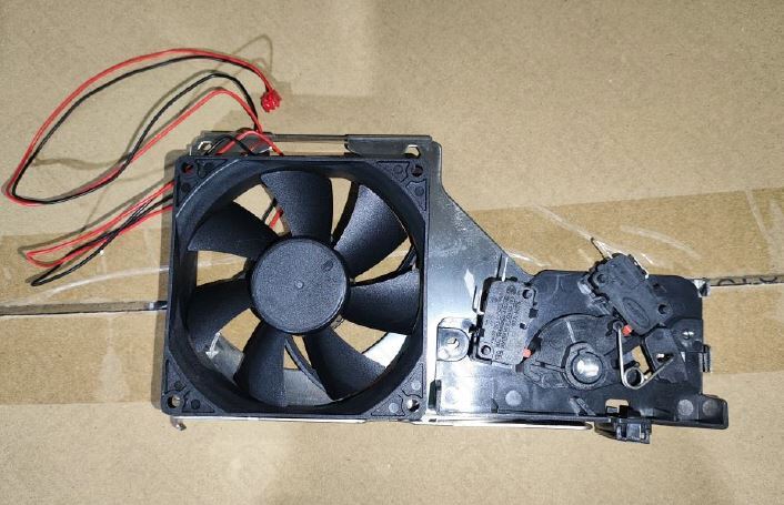 Блок микровыключателей правый INTERLOCK ASSEMBLY right