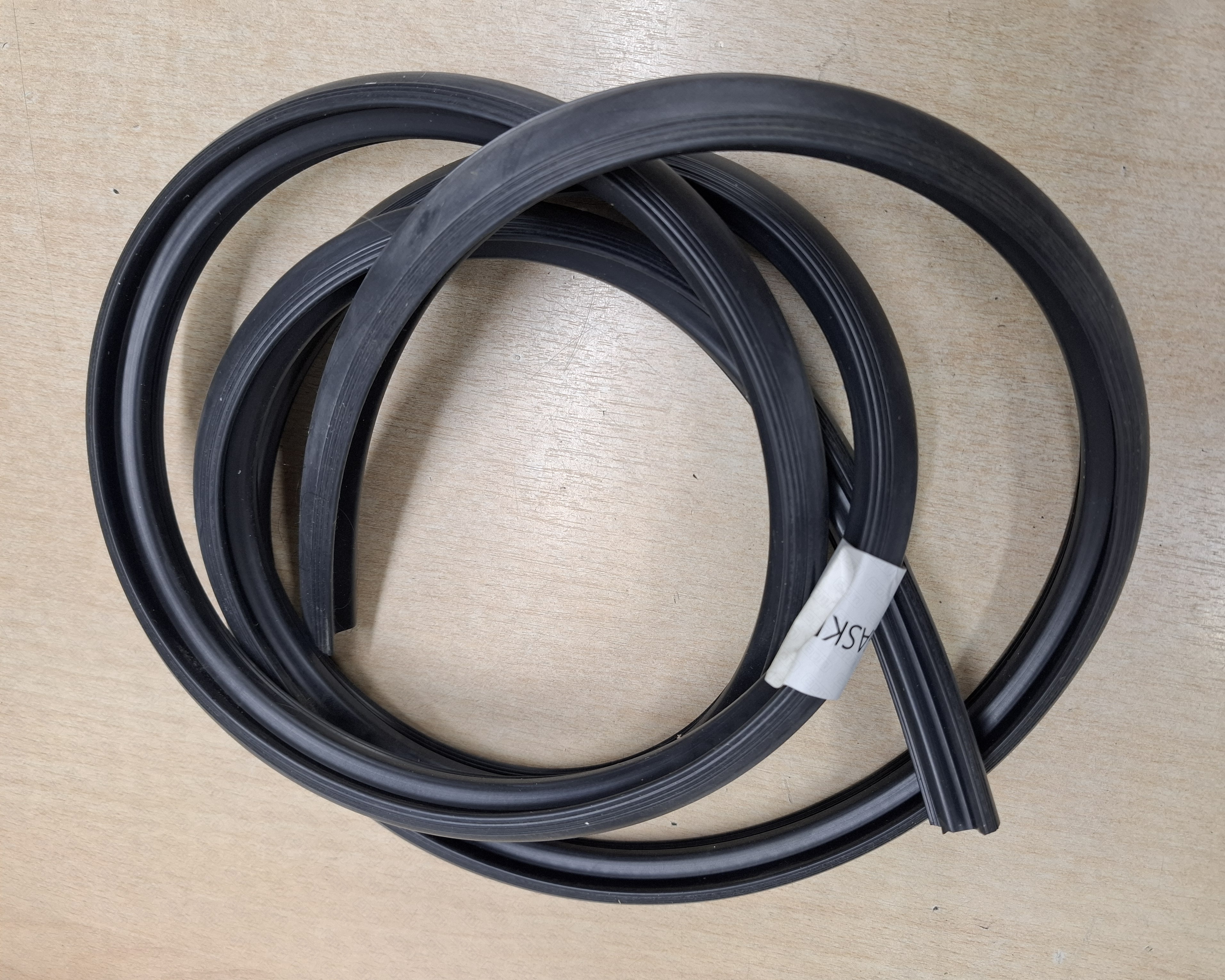 Уплотнение двери GASKET INCAS MUFFOLA UD CUT FACADE FOR OVEN MODD 4T LINE E