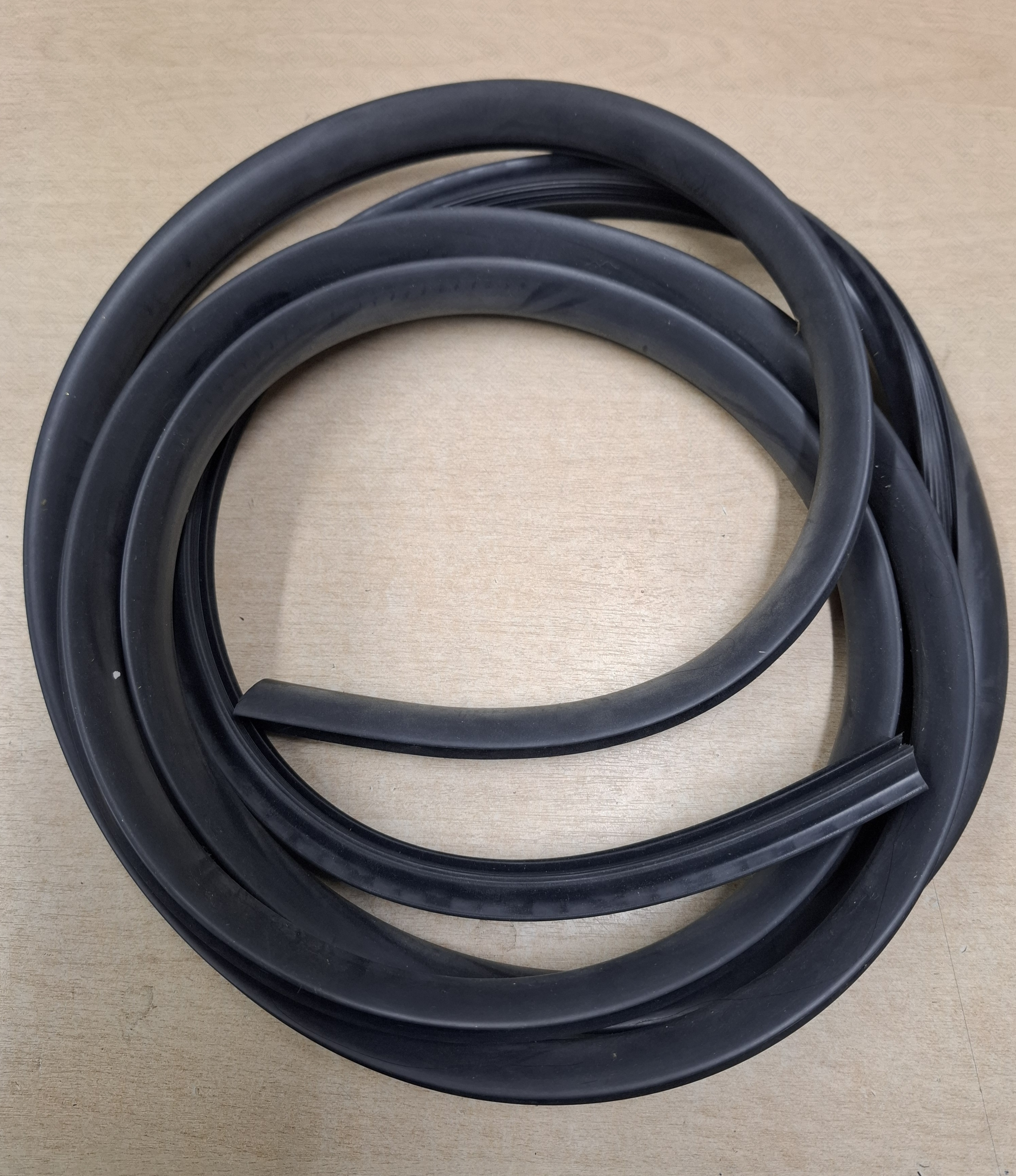 Уплотнение двери FACE SEAL FOR MKF1111TS OVEN